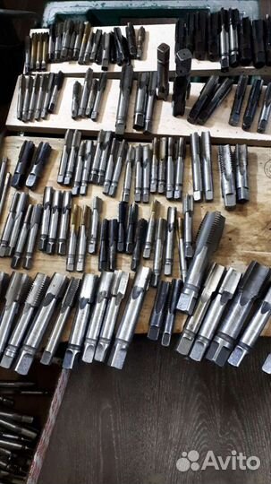 Метчик, плашка