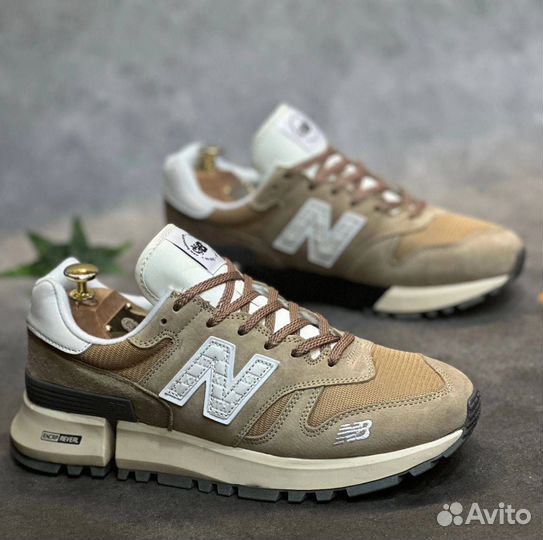 New Balance 1300 (41/45)