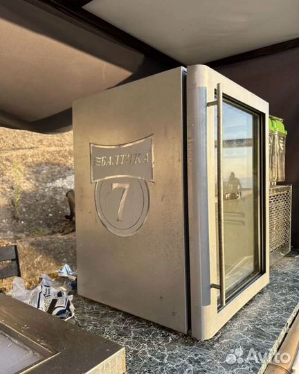 Холодильник минибар