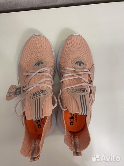 Кроссовки adidas