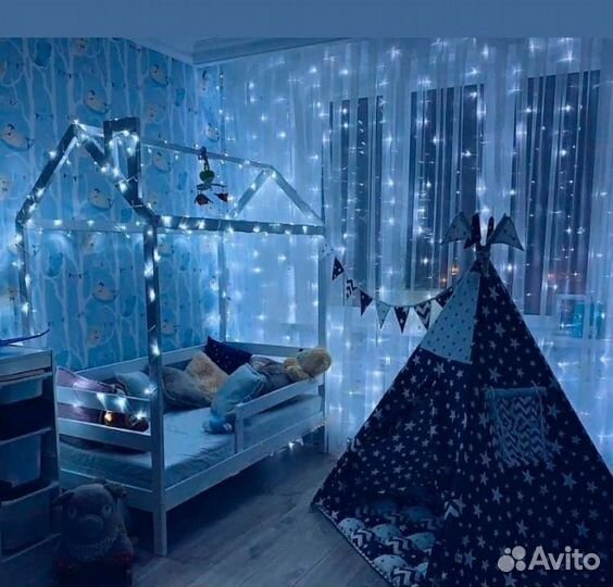 Двухьярусная кровать Домик из масива