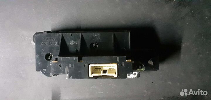 Блок управления климатом JZX90