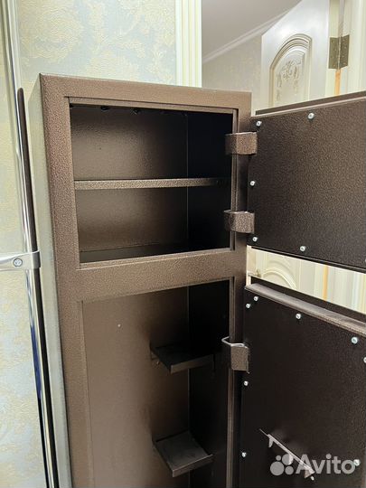 Оружейный сейф