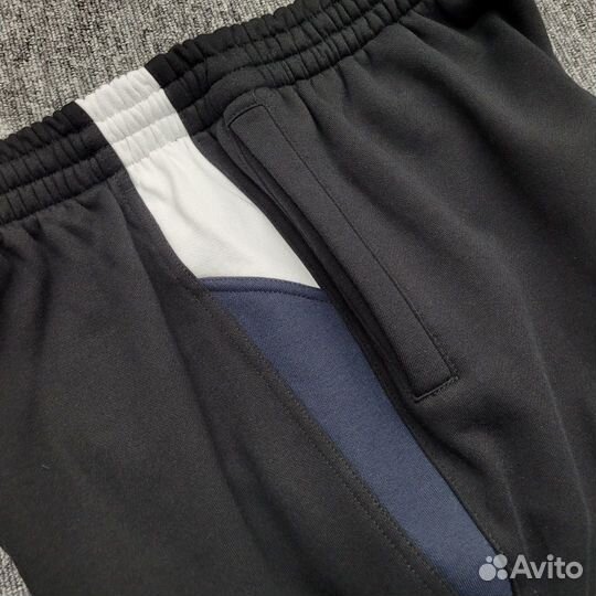 Шорты Balenciaga 3B logo