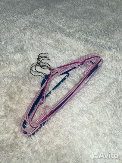 Вешалки 7шт