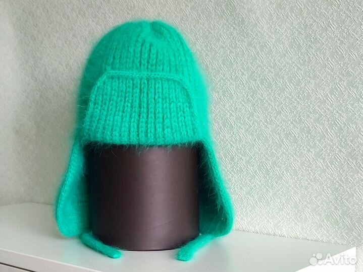Вязаная шапка ушанка ангора зелёная ручная работа