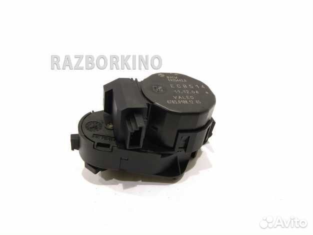 Моторчик заслонки печки 64116935442