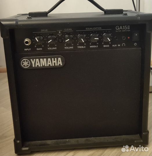 Электрогитара Dean C350 + комбик Yamaha GA-15 II