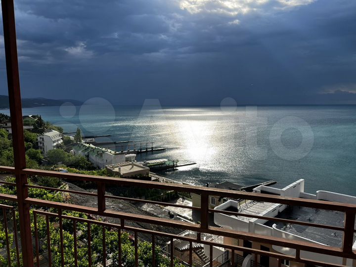 2-к. квартира, 55 м², 6/7 эт.