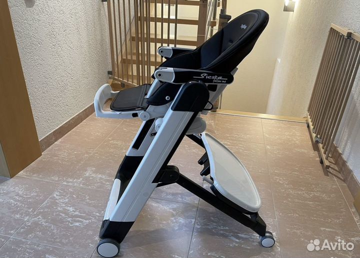 Стул для кормления Peg Perego Siesta Follow Me