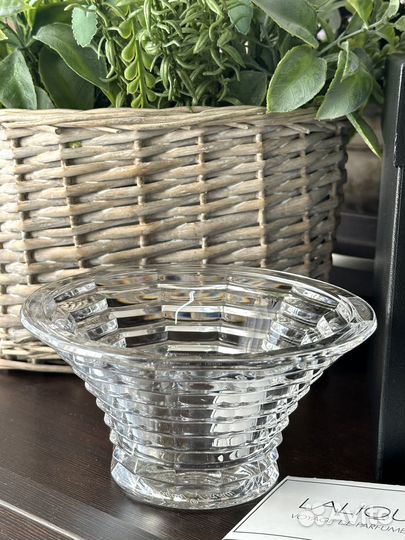 Вазочка Lalique