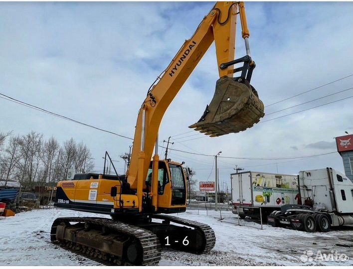 Машинист экскаватора Hyunday R330LC