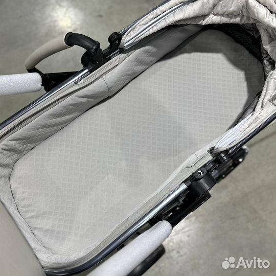 Коляска из экокожи Luxmom 608 2в1 новая