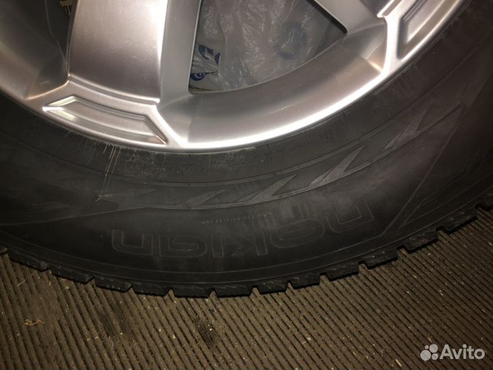 Комплект колёс в сборе на Lexus LX570 Toyota LC200