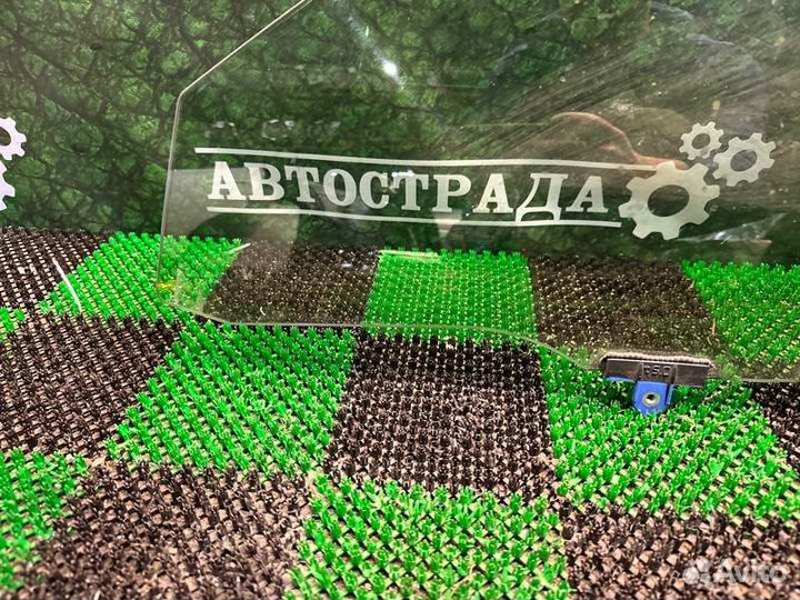 Стекло двери переднее левое Lexus Es 6 2012-2017