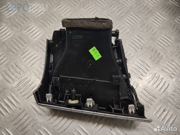 Воздуховод салона правый BMW E70LCI s1122201