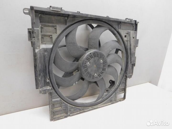 Диффузор вентилятора BMW 5-Series