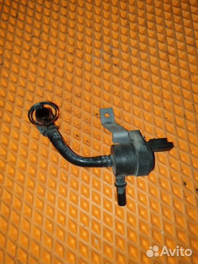 Клапан вентиляции топливного бака Citroen DS 3