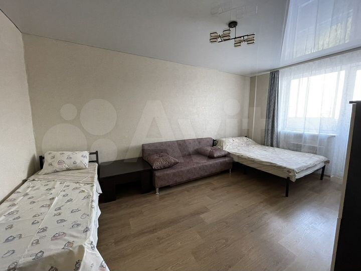 1-к. квартира, 45 м², 13/18 эт.
