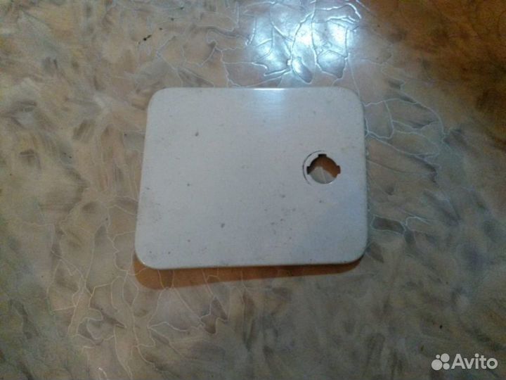 Лючёк бензобака Land Rover Discovery 1 1989-1993