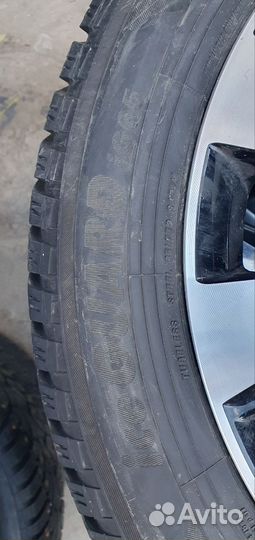 Комплект колес в сборе 235/55/R20 зимние шипованны