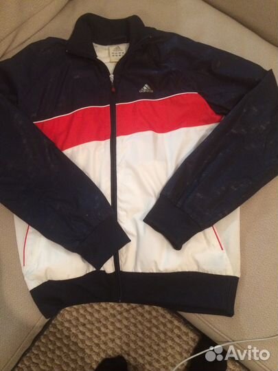 Спортивный костюм