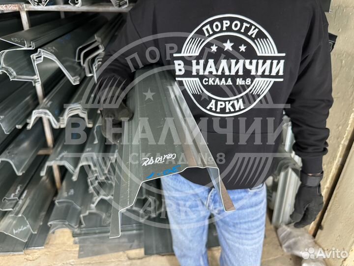 Правый порог Renault Sandero Stepway