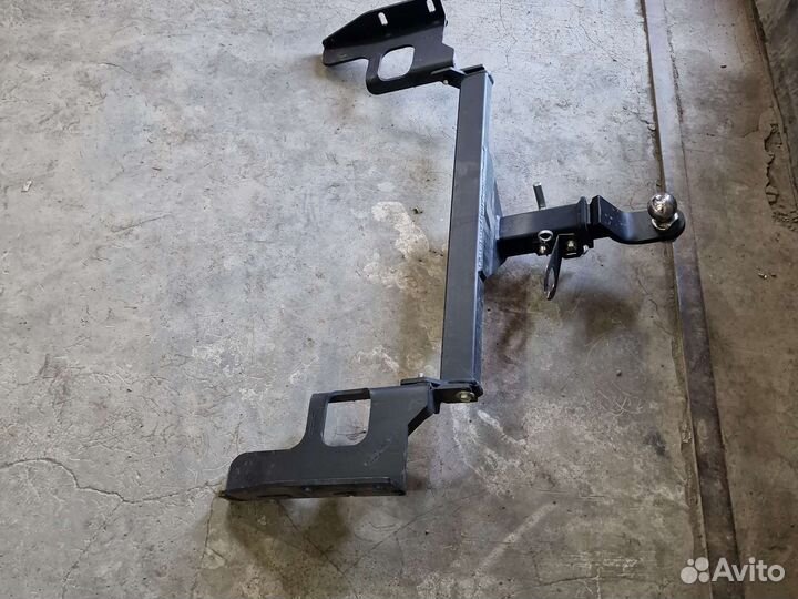 Фаркоп на kia sportage 2