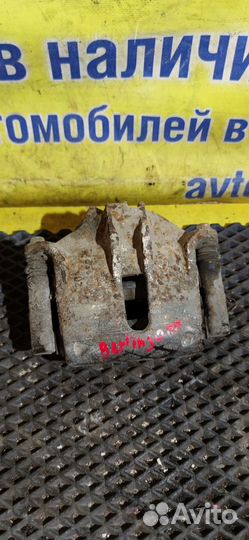 Суппорт тормозной передний правый Citroen Berlingo