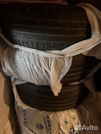 Maxxis Victra Sport VS-5 SUV 235/65 R17