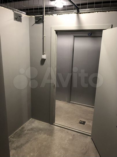 Машиноместо, 10 м²