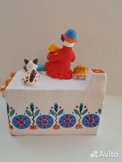 Емеля на печи. Дымковская игрушка