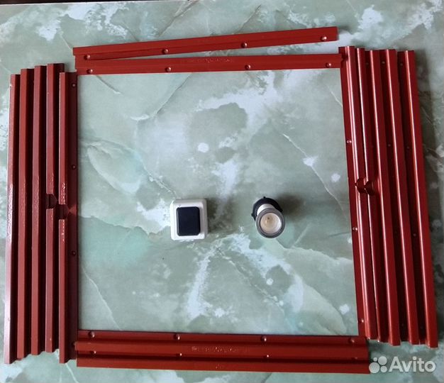 Дверной глазок,кнопка звонка (СССР)