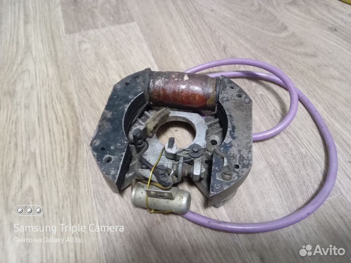 Катушка на зид