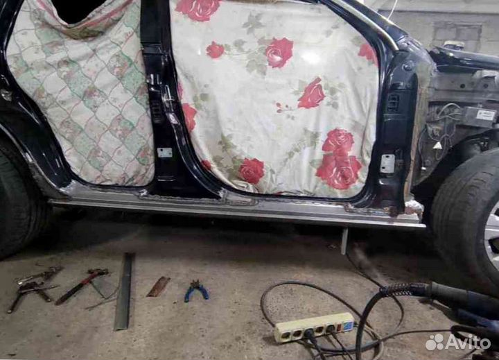 Пороги для Volkswagen Touareg 2002-2010 (GP)