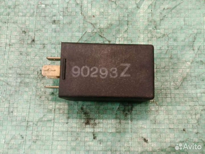 Реле вентилятора Volkswagen