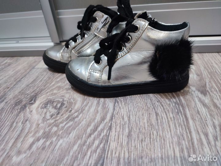 Ботинки демисезонные для девочки 25 размер