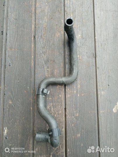 Шланг системы охлаждения Фольксваген Т5 2.5