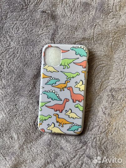 Чехол на iPhone 11