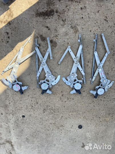 Стеклоподьемник передний аутлендер XL