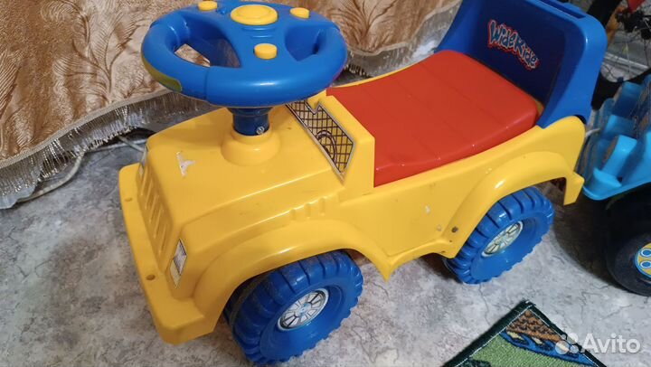 Машинка-каталка