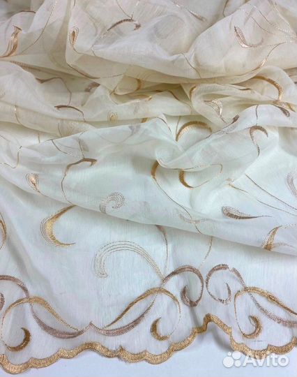 Ткань вуаль с вышивкой