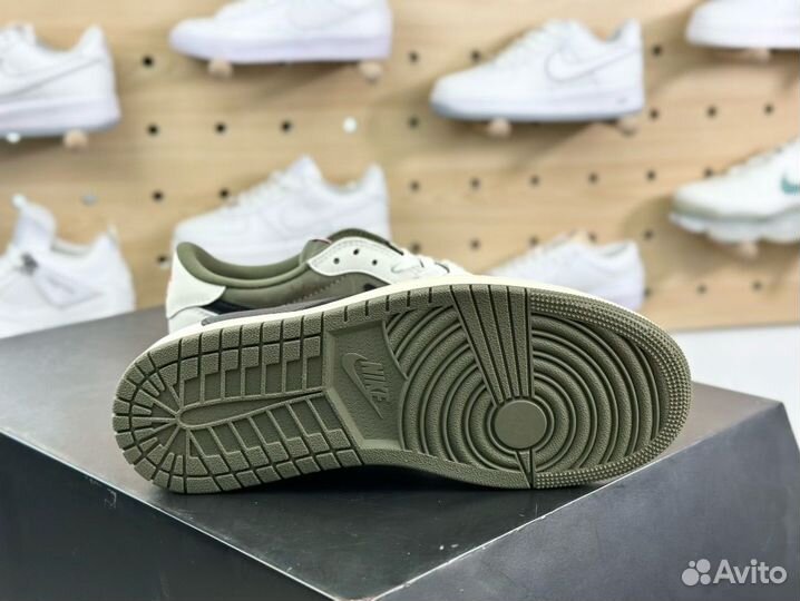 Travis Scott X Air Jordan 1 Low Medium Olive