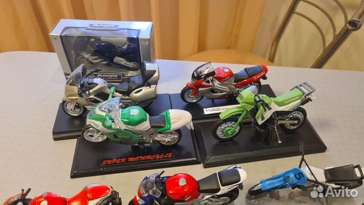 Модели мотоциклов 1/18, 1/12