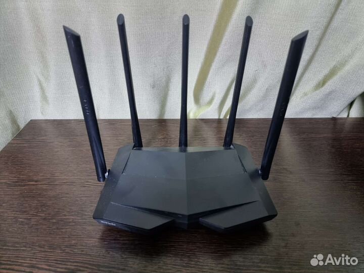 Wifi роутер Tenda AC11