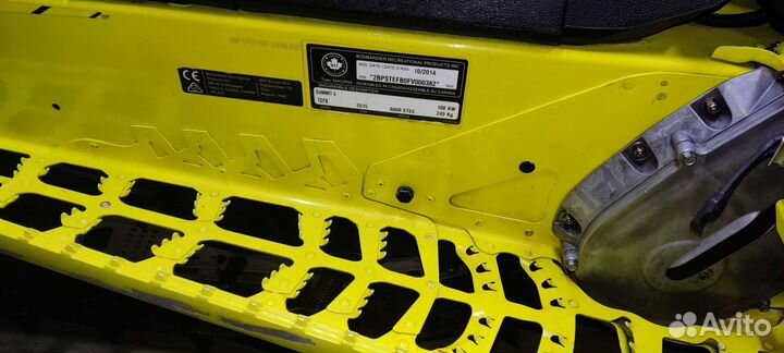 Продам снегоход BRP summit T3 174 2015