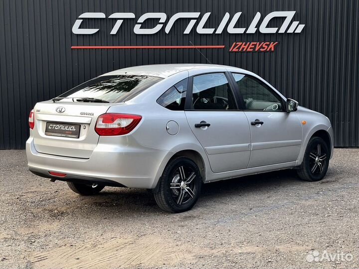 LADA Granta 1.6 МТ, 2015, 65 247 км