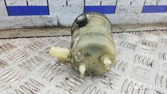 Бачок гу KIA RIO 2 (5BR09NO01)