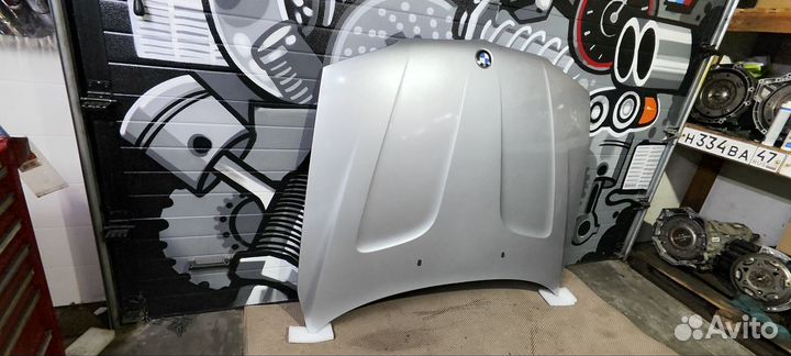 Капот BMW X3 E83 серебристый titansilber Metallik