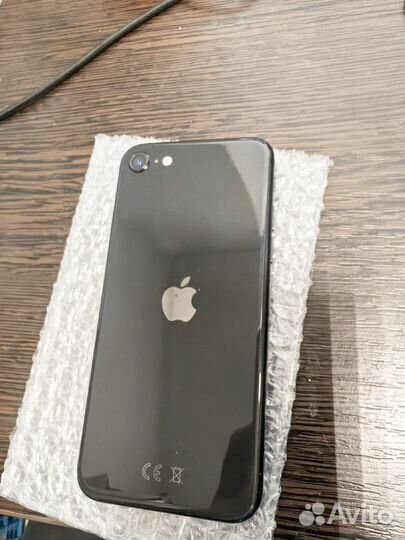 iPhone SE (2020), 64 ГБ